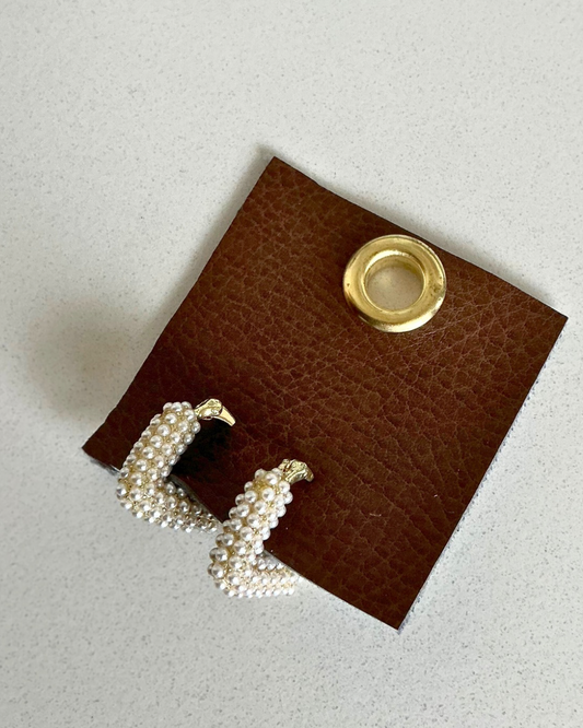 Pearl Huggie V Hoop