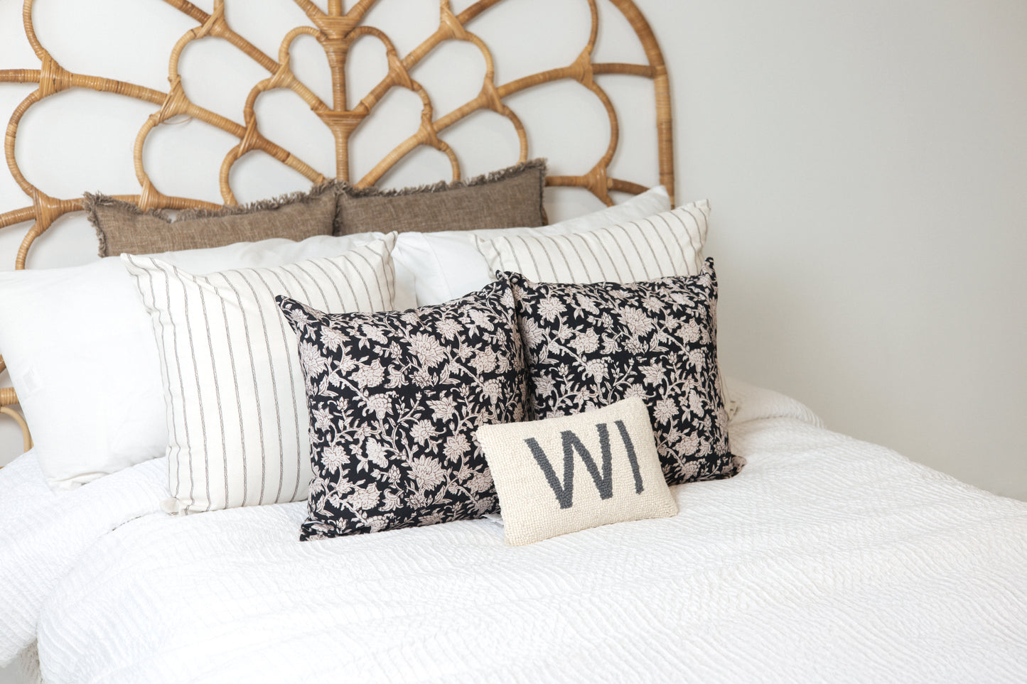 The Sophia Pillow Cover